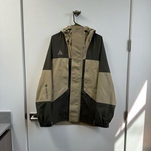 Nike ACG Gore-Tex Rain Jacket